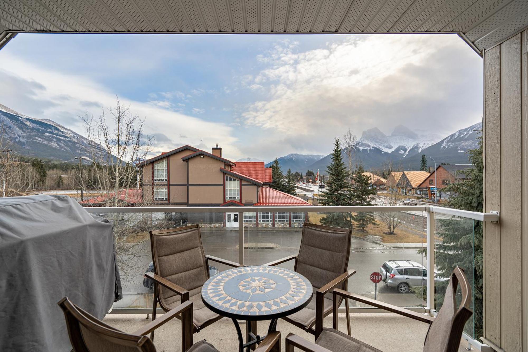 Parkland301 Sunlit 2,000 Ft² Penthouse With Mtn View Apartment *